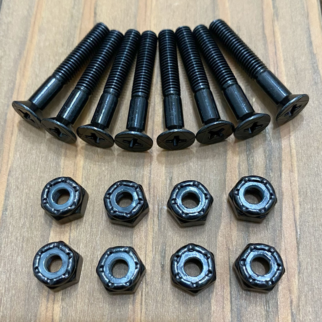 【1 1/4inch】INDEPENDENT PRECISION BOLTS