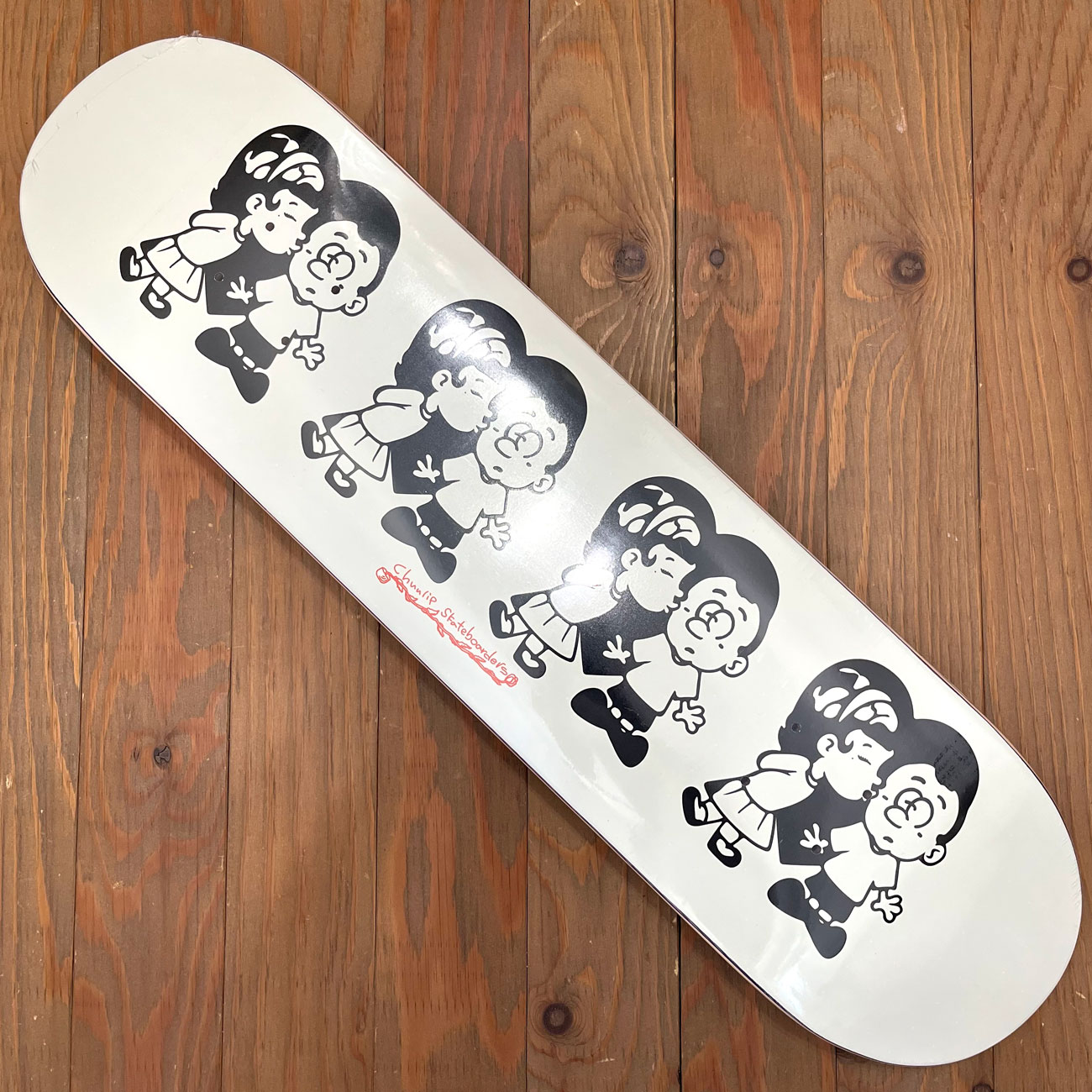 CHUULIP KISSED ME WHITE DECK 7.75inch