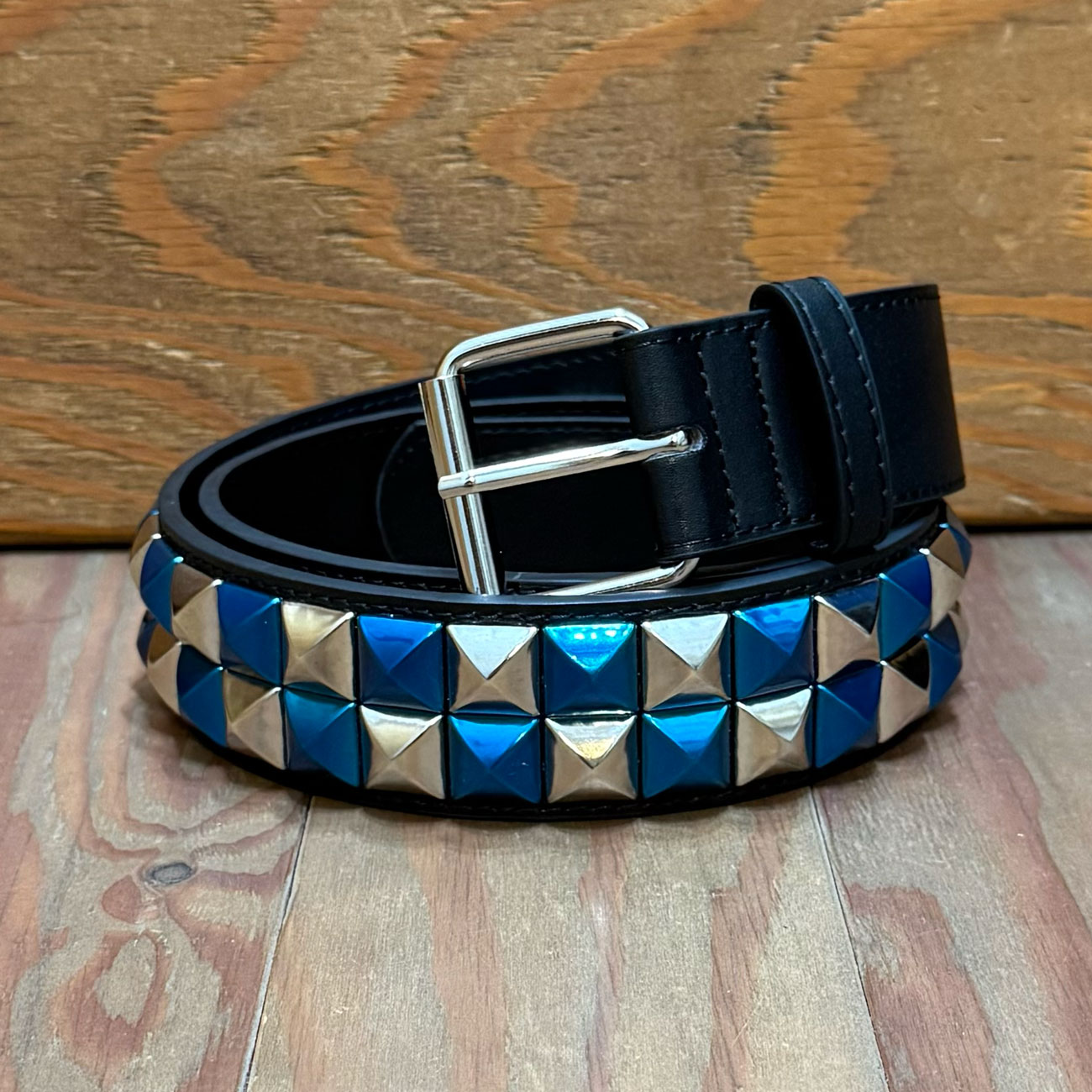 LOOSEY LOVES YOU BLUE CHECKERED STUD FINDER BELT