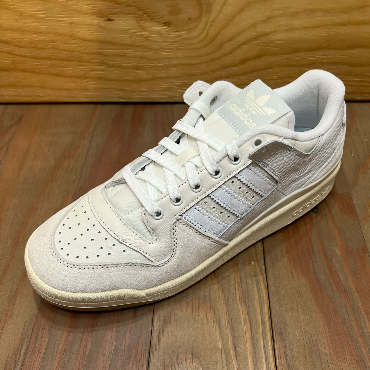 ADIDAS FORUM 84 LOW ADV CHALK WHITE/CLOUD WHITE