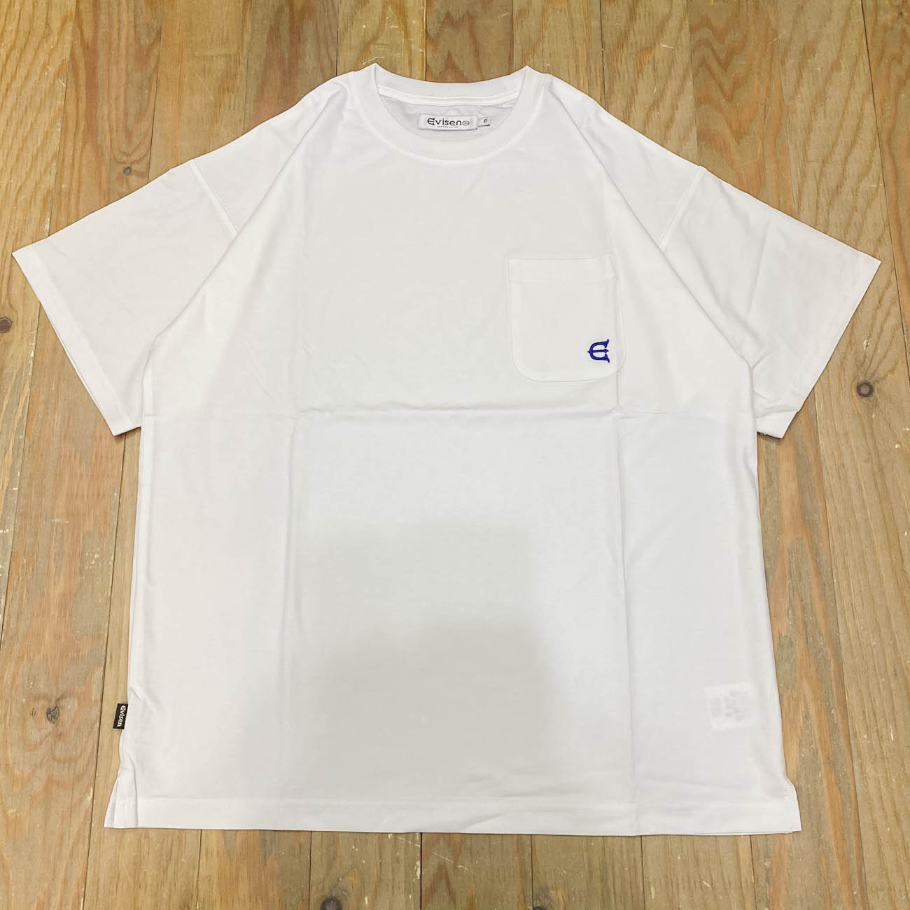 EVISEN POCKET LOGO TECH TEE