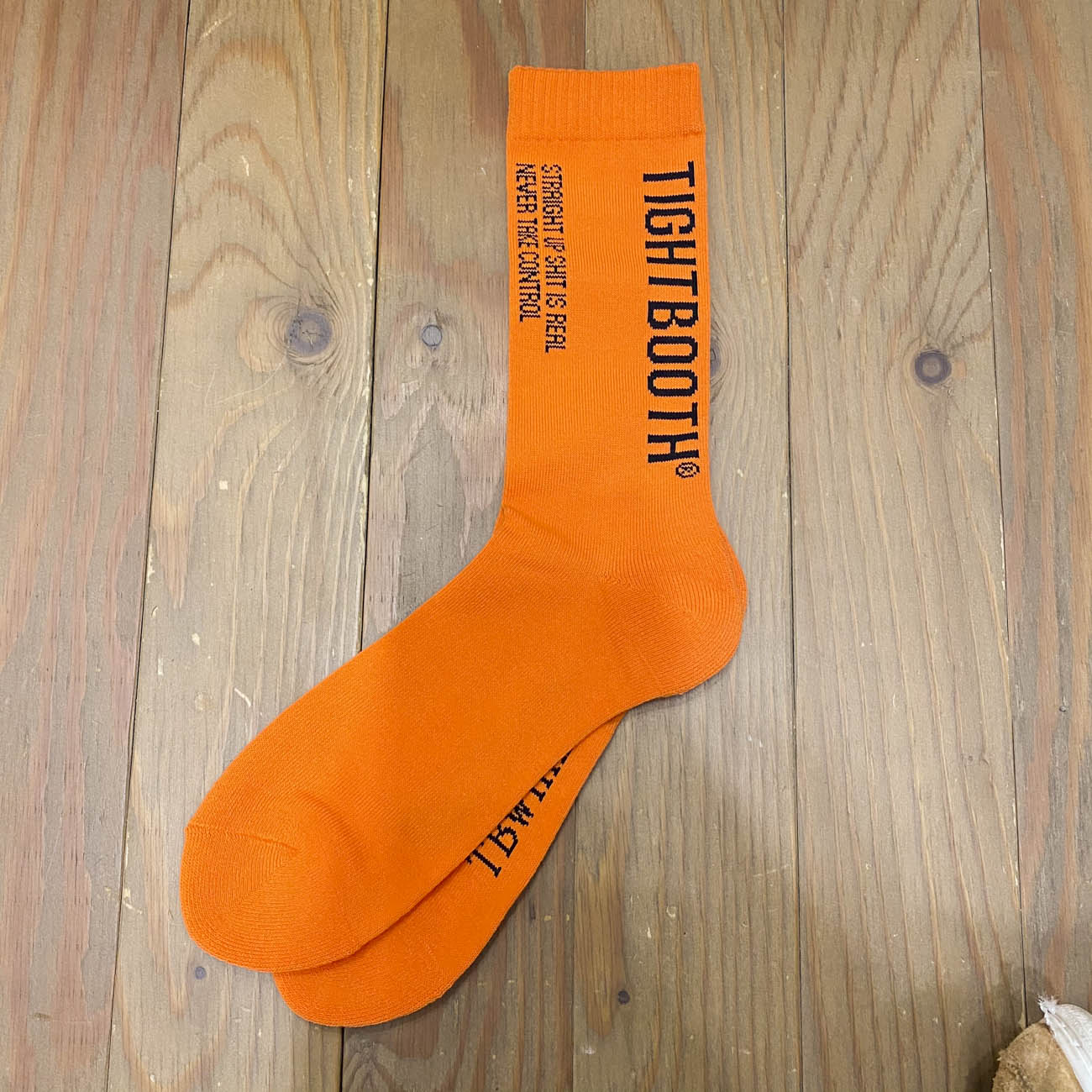 TIGHTBOOTH LABEL LOGO SOCKS