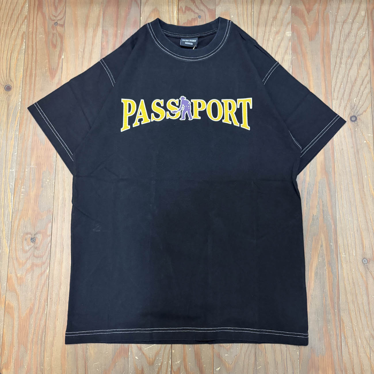 PASS~PORT OFFICIAL CONTRAST TEE