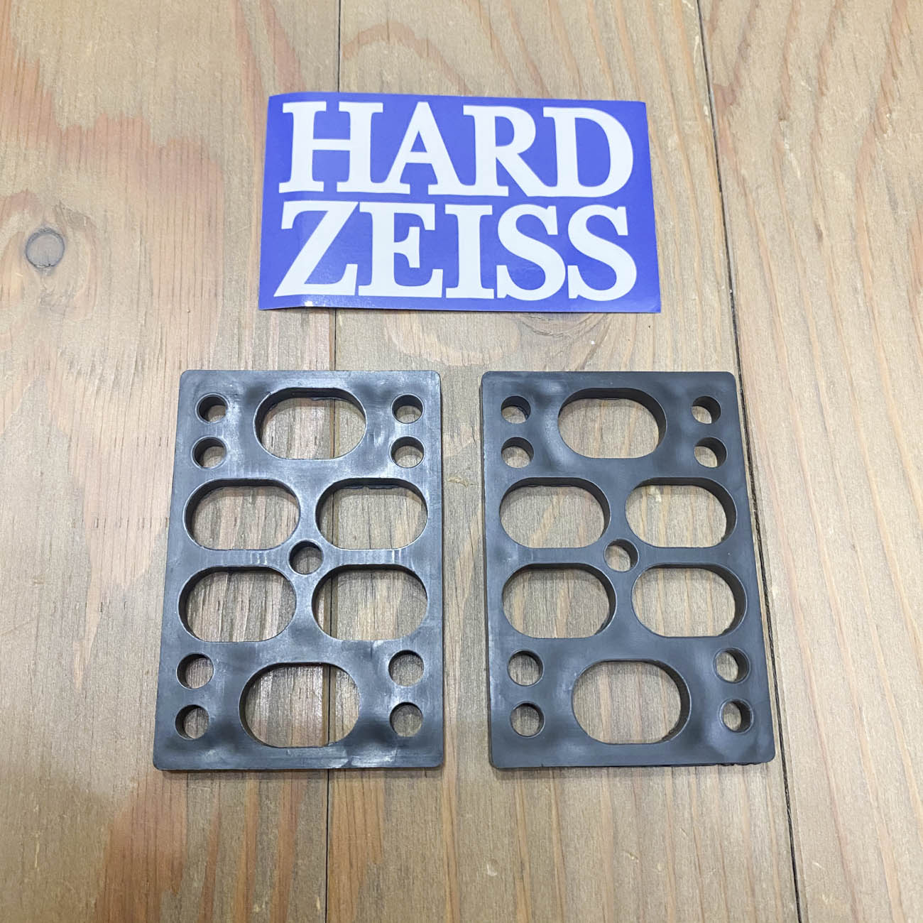 HARD ZEISS RISER PAD 1/4inch