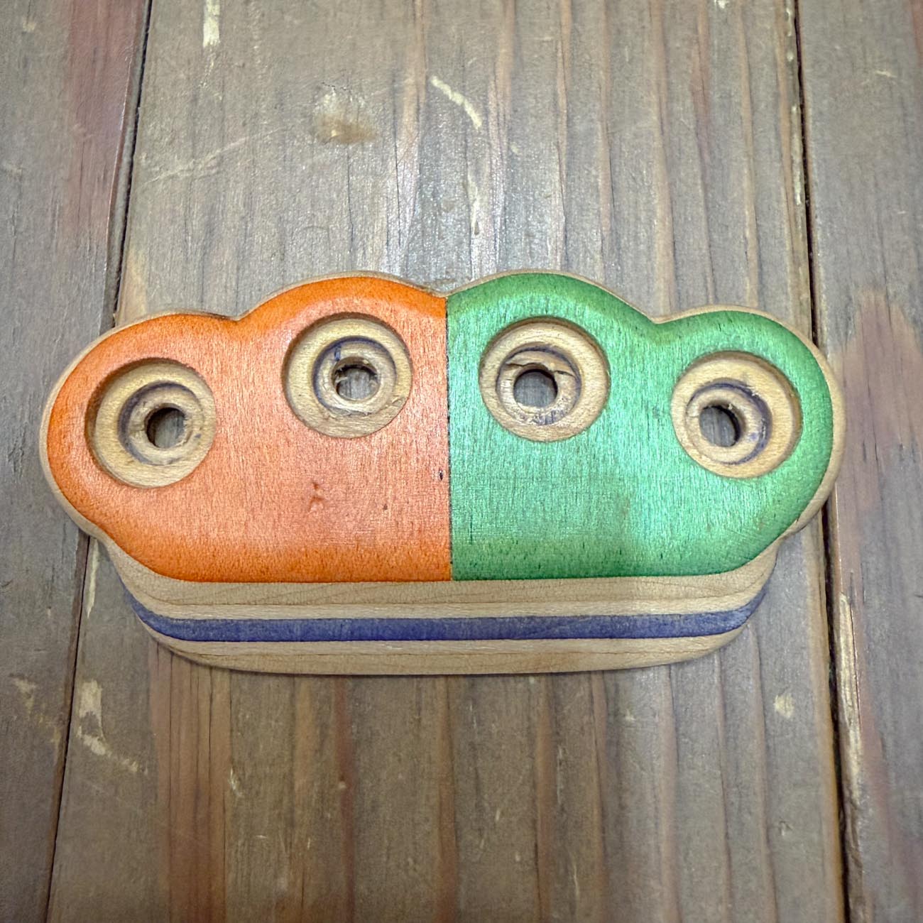 FIRST SKATES KNUCKLE SLIDER