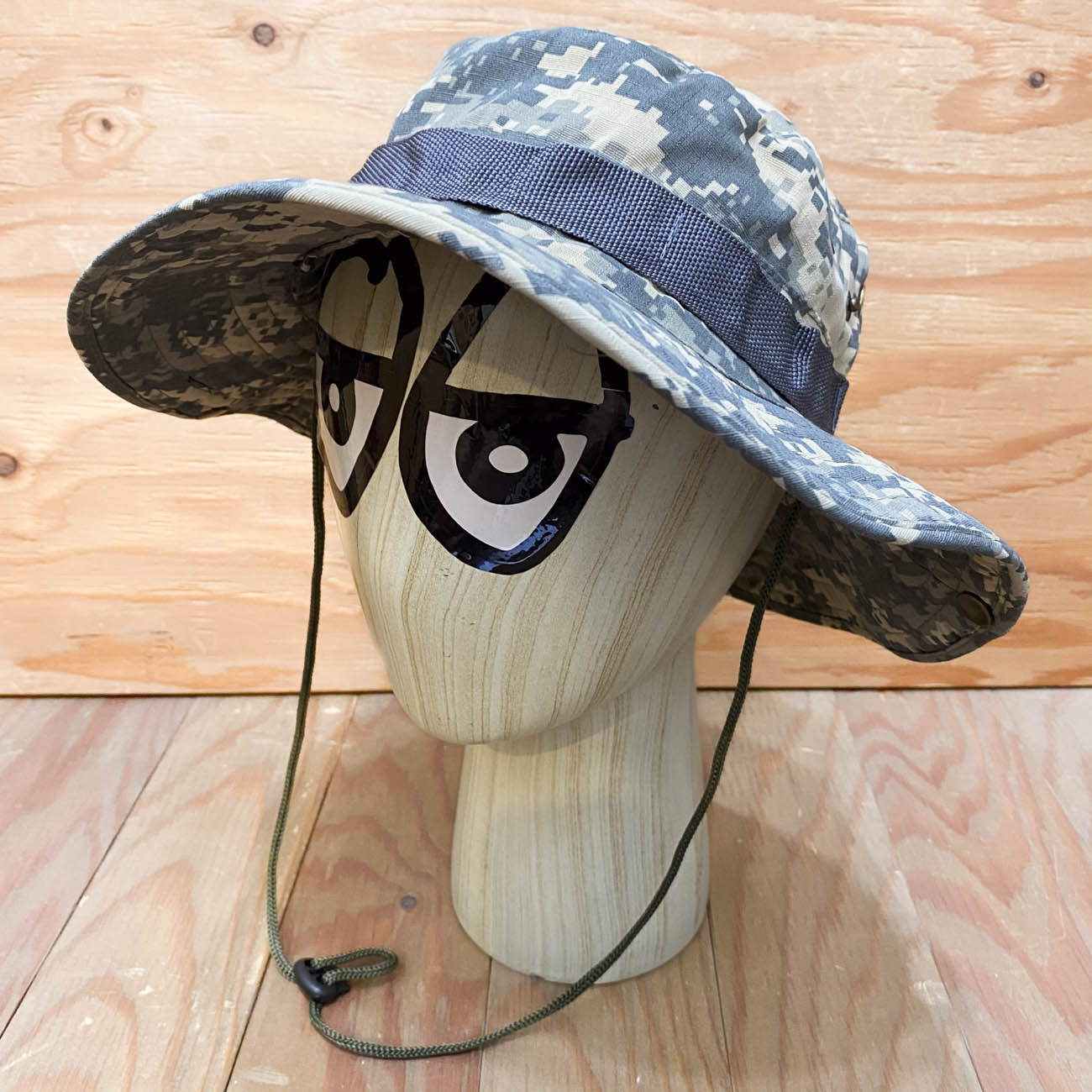 BLUTH TLW BOONIE HAT
