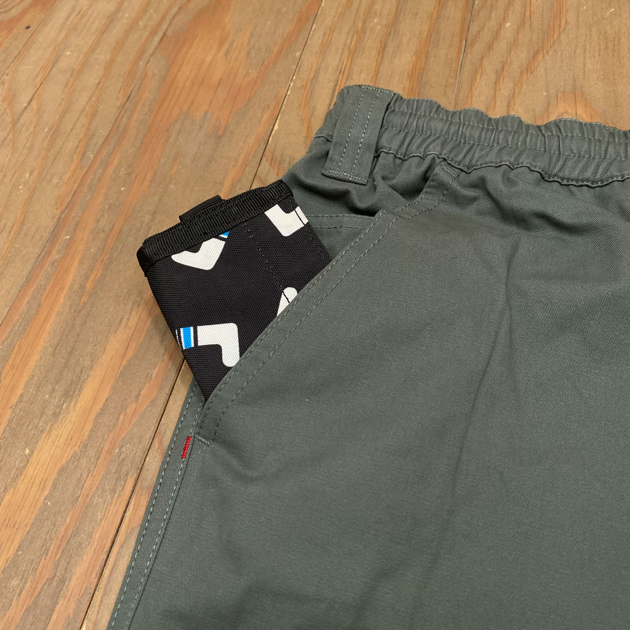 THEORIES LOUNGE SHORTS