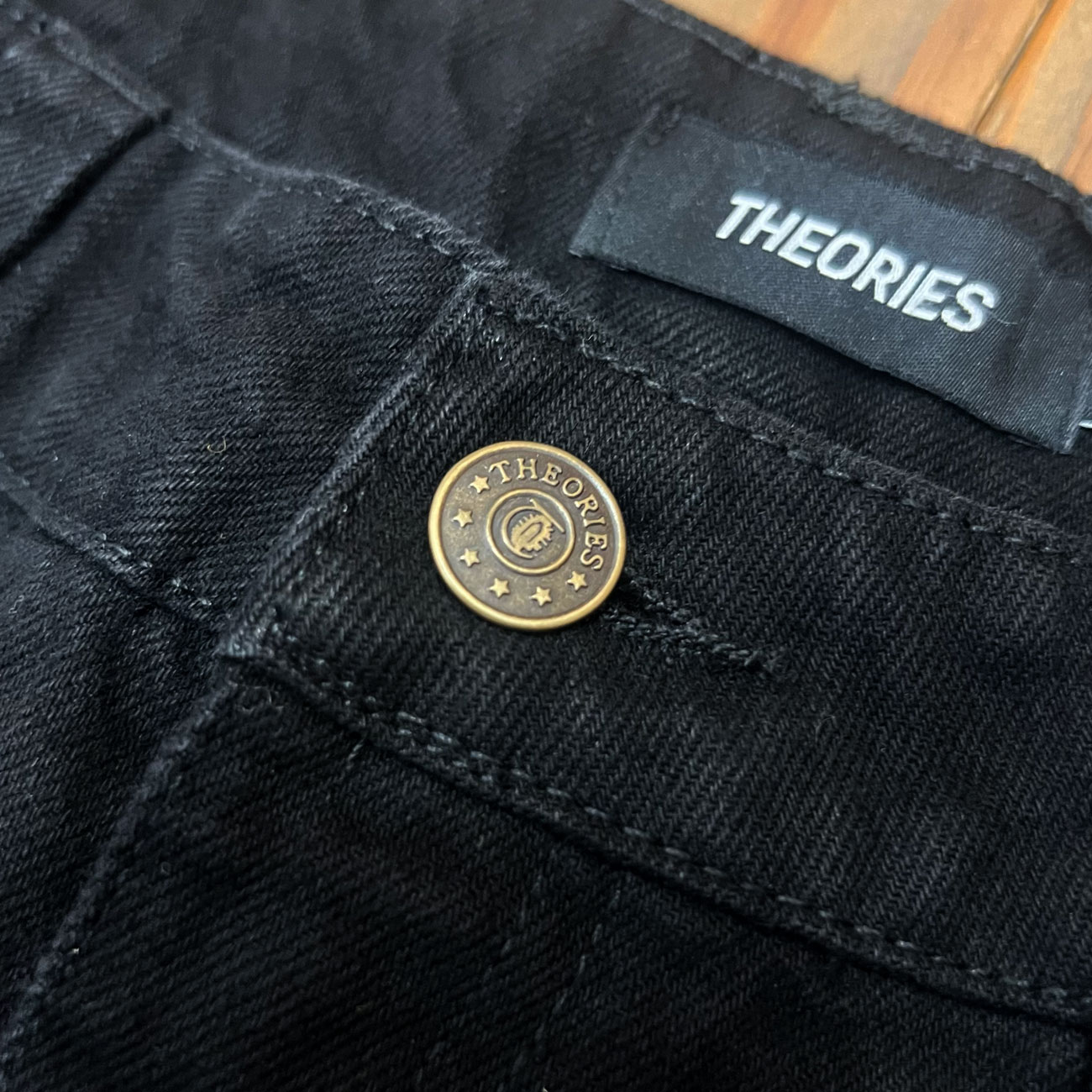 【POP UP】THEORIES PLAZA JEANS