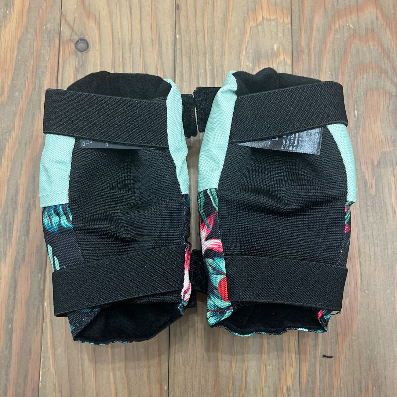 187 KILLER PADS JUNIOR PAD SET　【プロテクター/手首・肘・膝パッド】