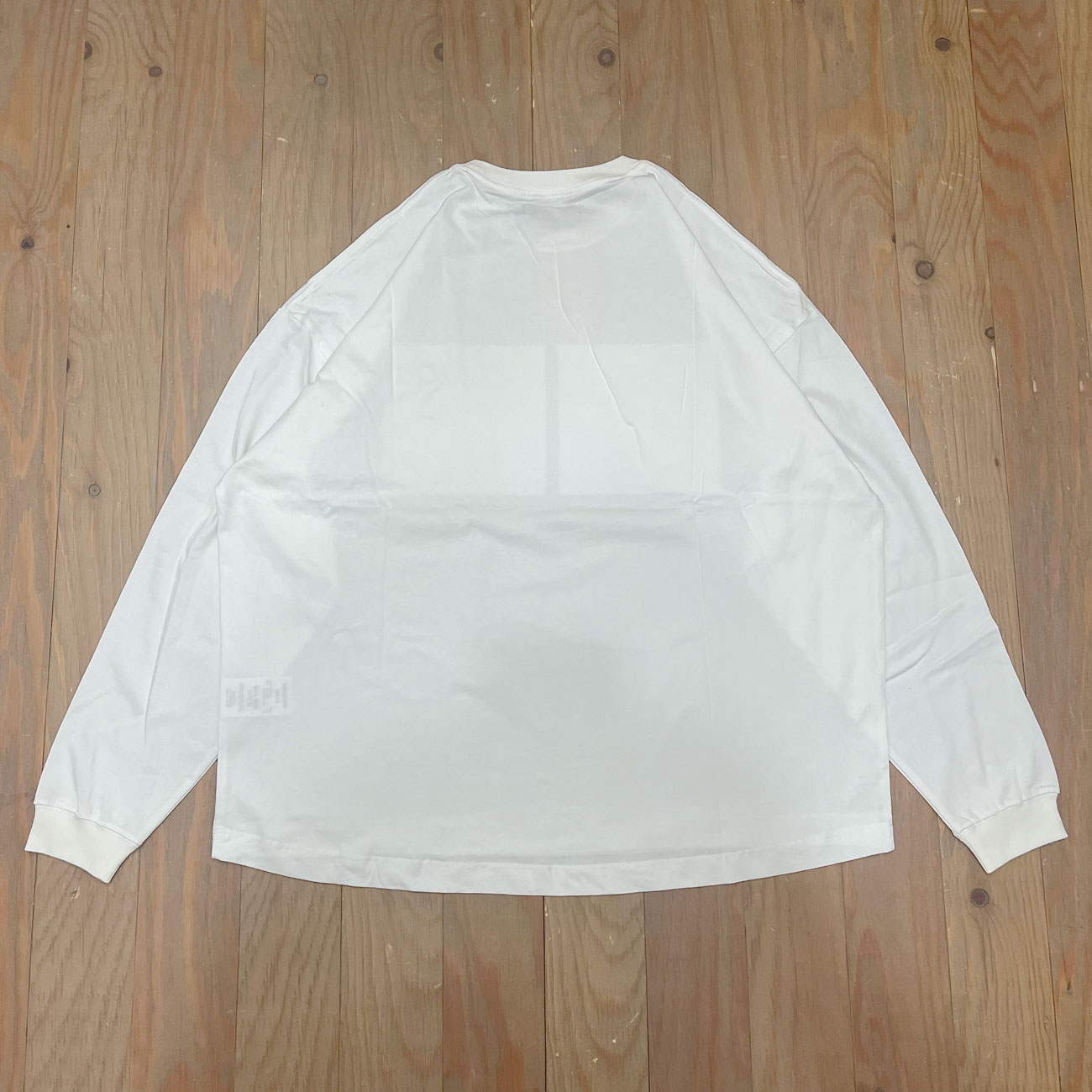 TIGHTBOOTH PASS THE PIE L/S TEE
