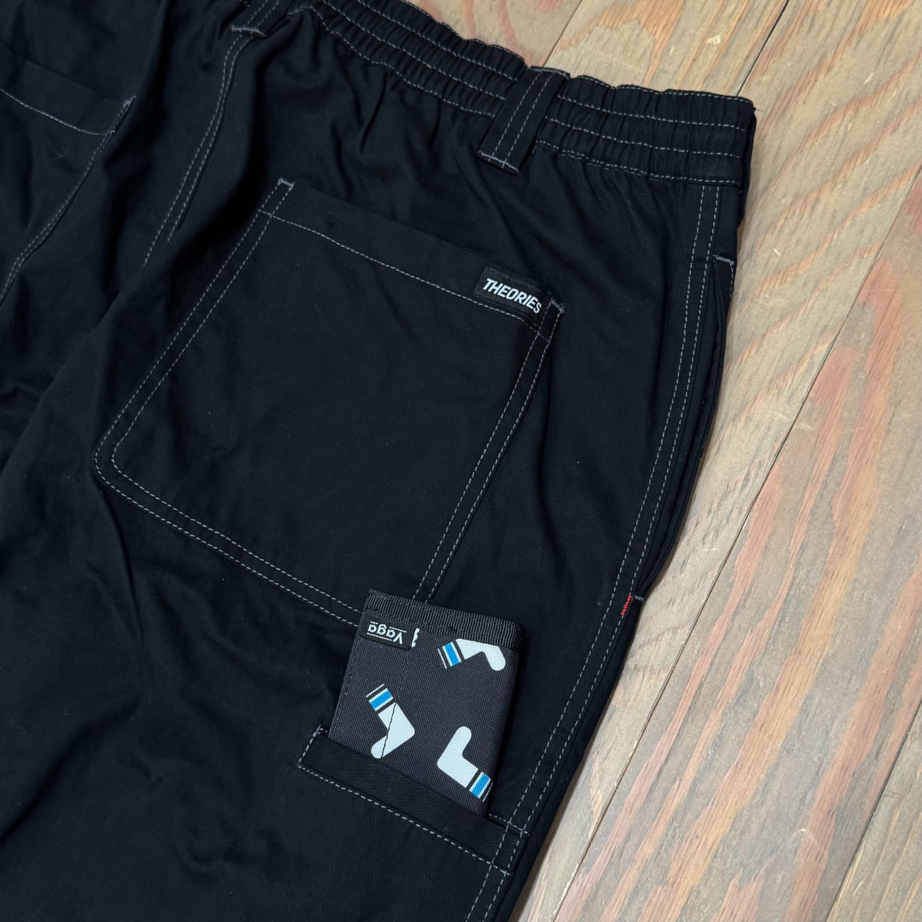 THEORIES STAMP LOUNGE PANTS