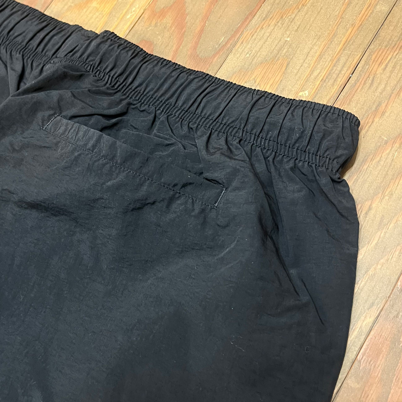 COLOR COMMUNICATIONS DRIP EMB LETTER NYLON