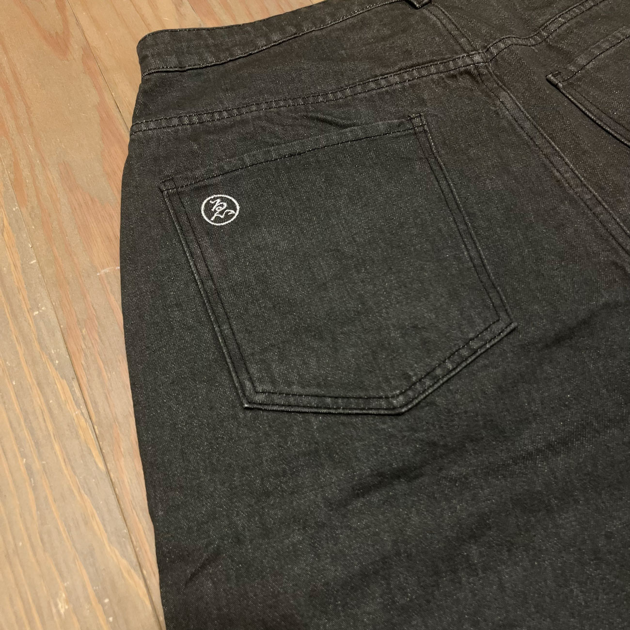 EVISEN SUSHI DENIM SHORTS