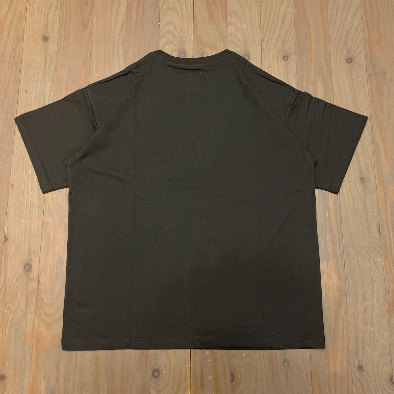 EVISEN ROUND LOGO TECH TEE