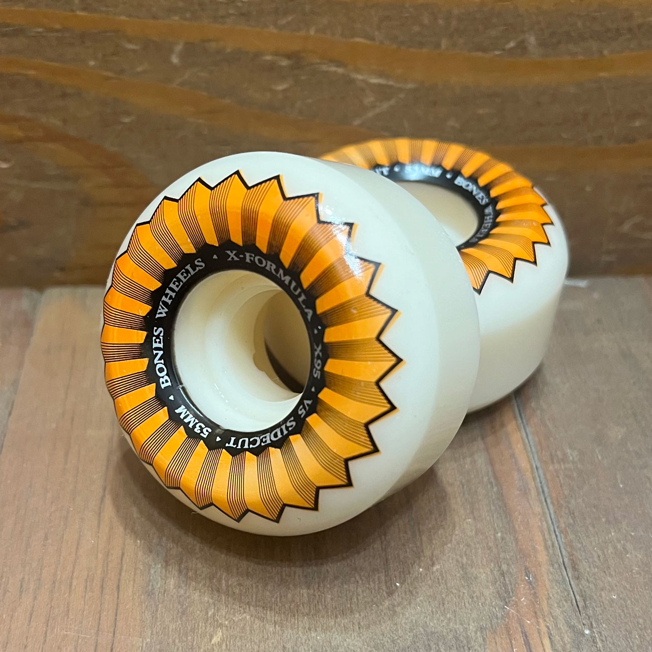 【スクエア】 BONES WHEELS X-FORMULA V5 SIDECUT 95A 53mm