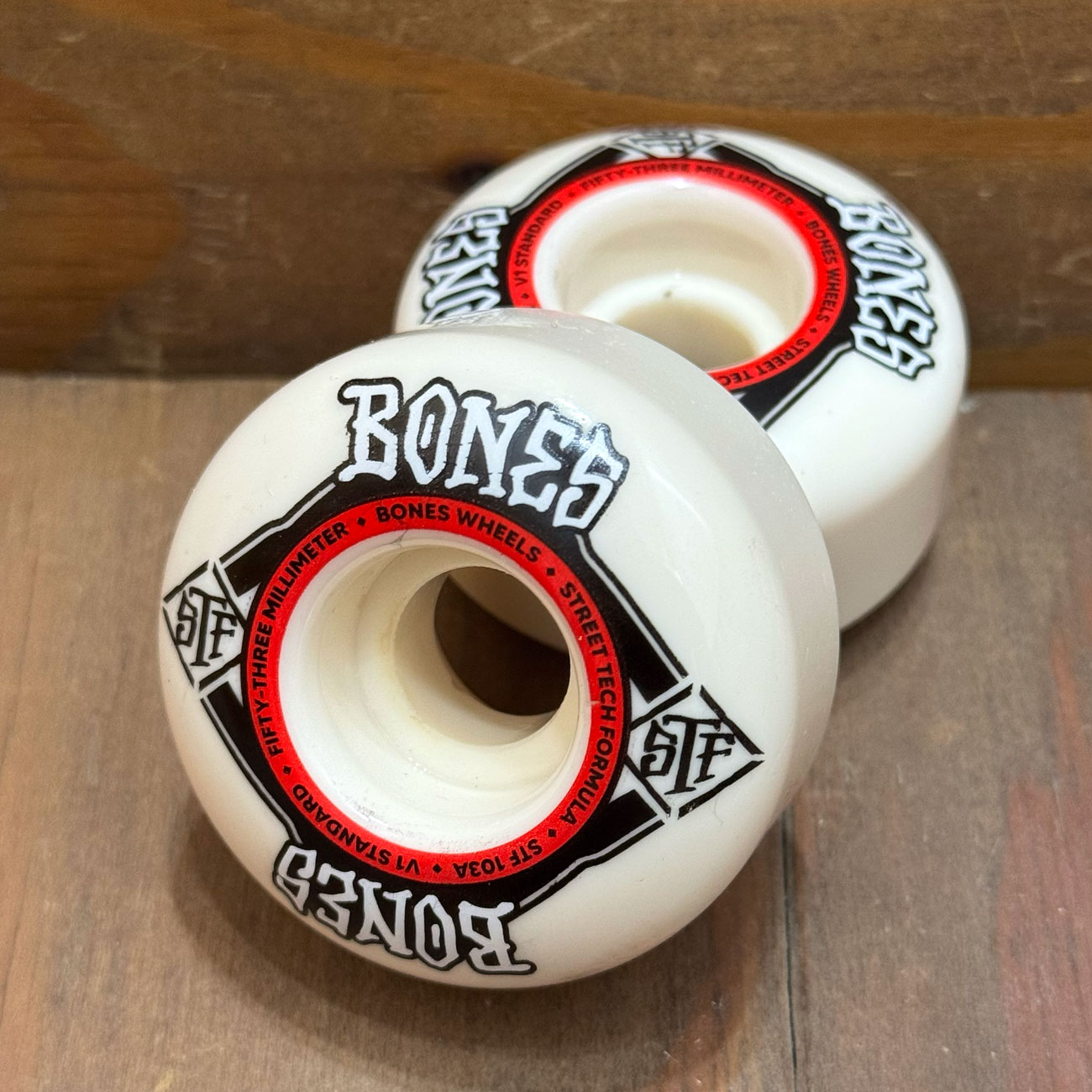 【ノーマル】 BONES STF V1 STANDARD 103A 53mm