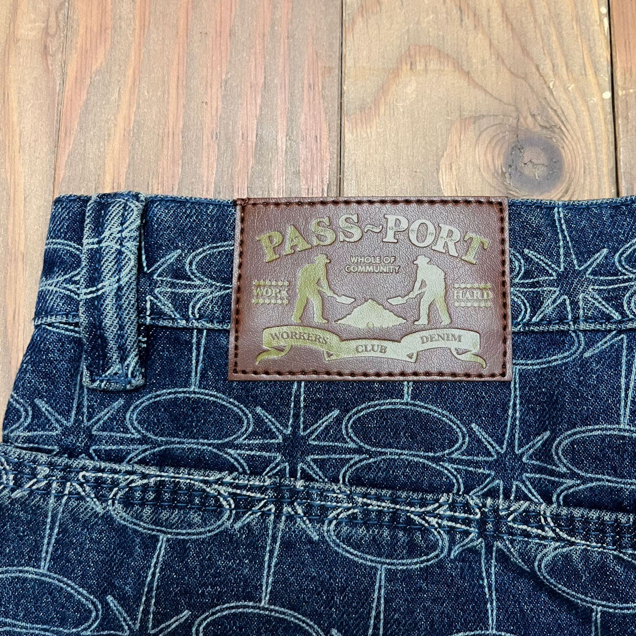 PASSPORT SOAP SPARKLE WORKERS CLUB JEAN SHORT