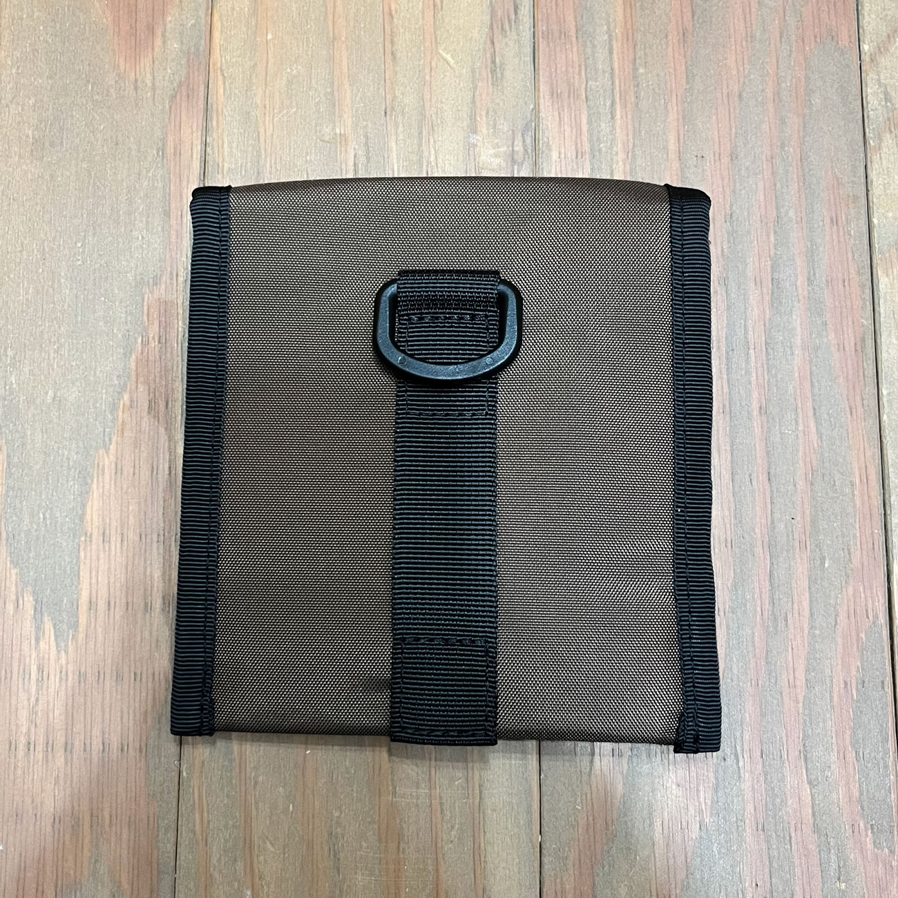 VAGA NANO COOLER WITH SKATE WAX