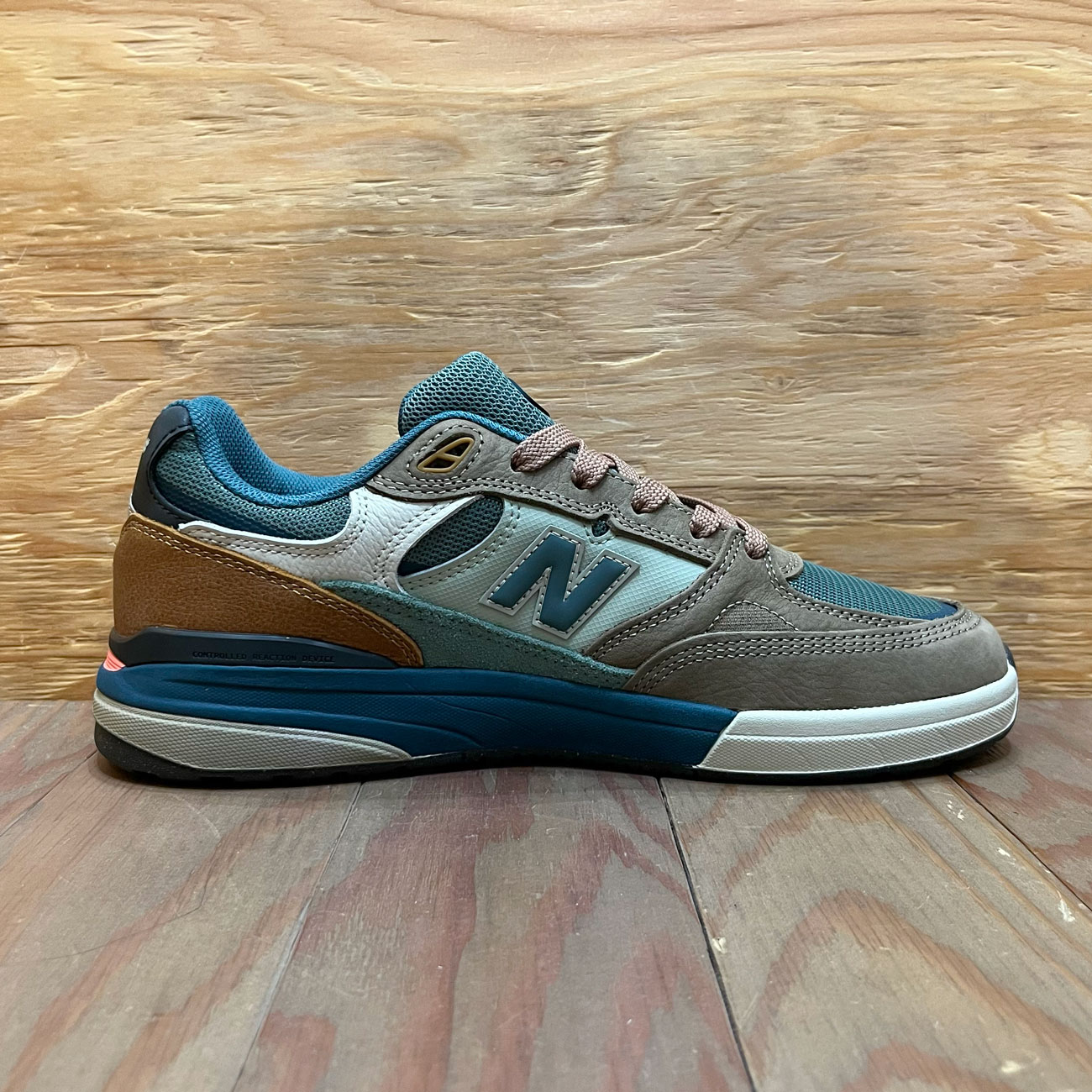 NB NUMERIC ANDREW REYNOLDS 933ORI