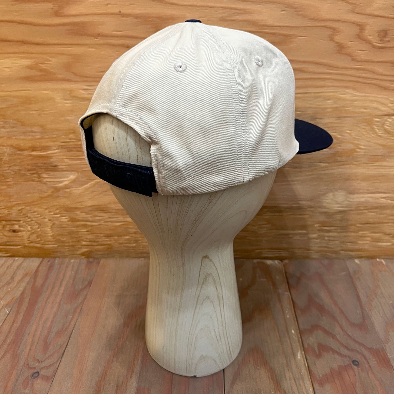 HOCKEY ETHEL HAT