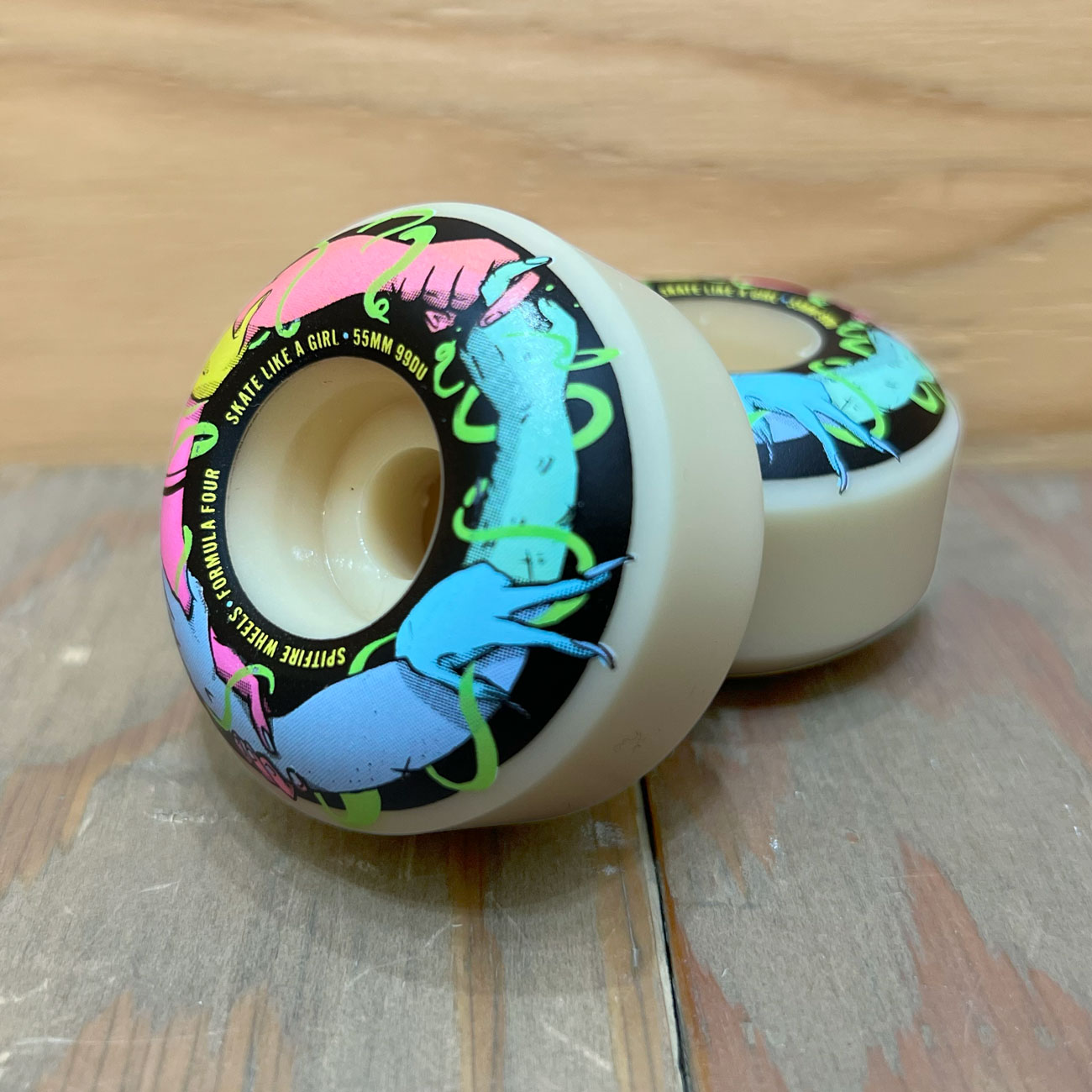 SPITFIRE × SKATE LIKE A GIRL F4 99D CLASSICS