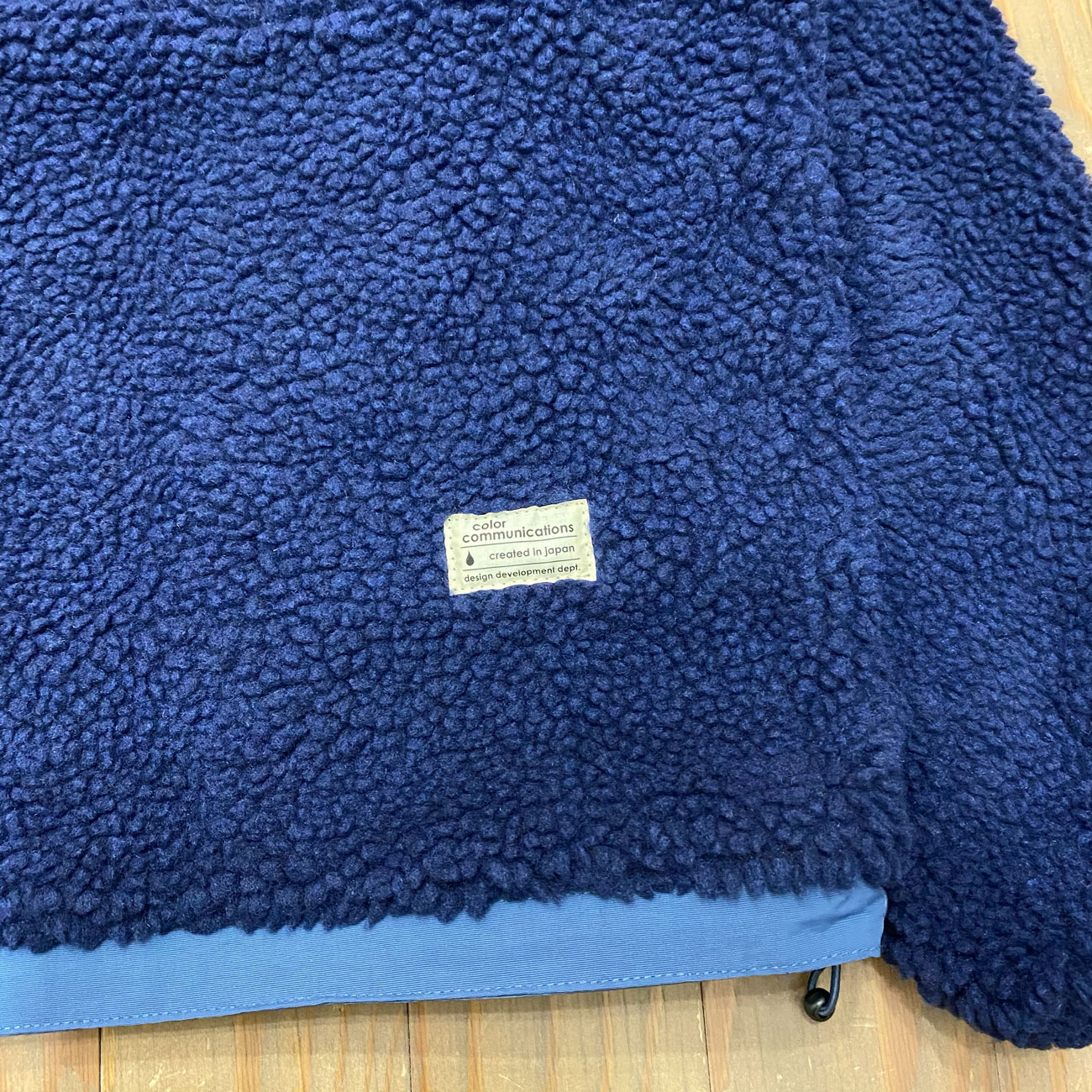 COLOR COMMUNICATIONS DRIP EMB NYLON BOA REVERSIBLE