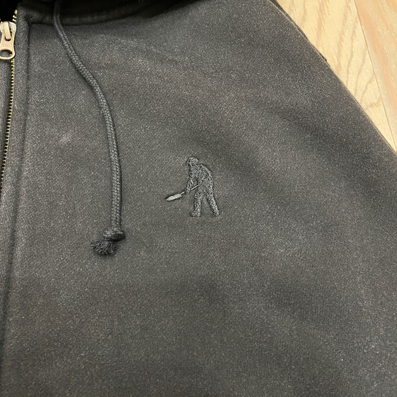 PASS~PORT SOLID WORKERS ZIP HOOD