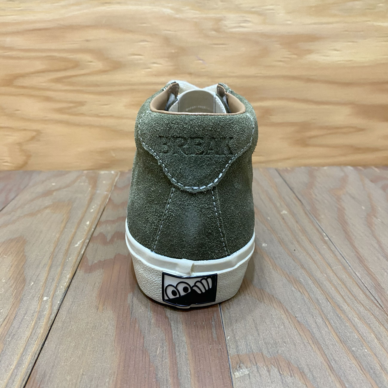 LAST RESORT AB VM001 SUEDE MID OLIVE/WHITE