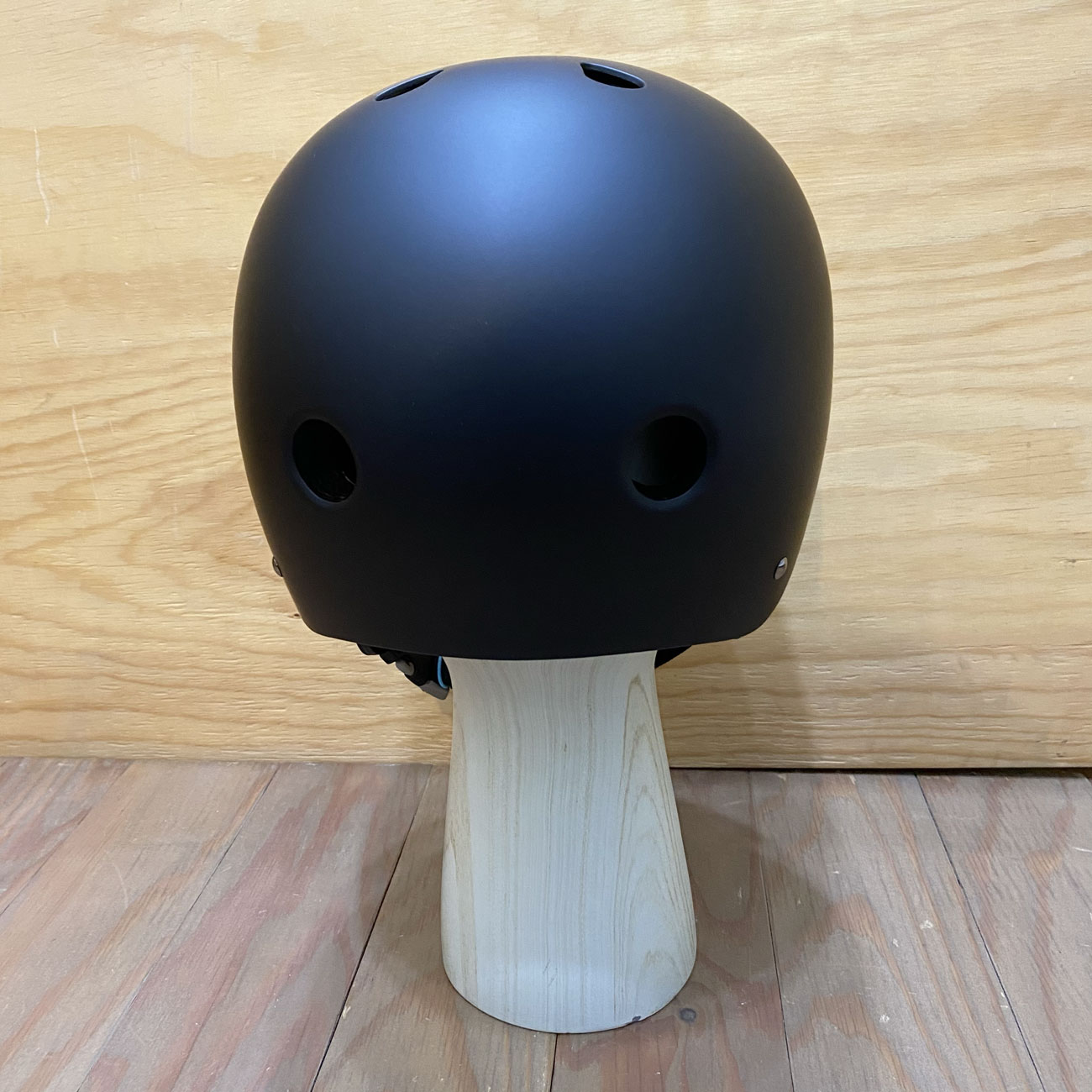 YEPA T-SHELL HELMET MATTE BLACK | 東京のスケートボードショップ