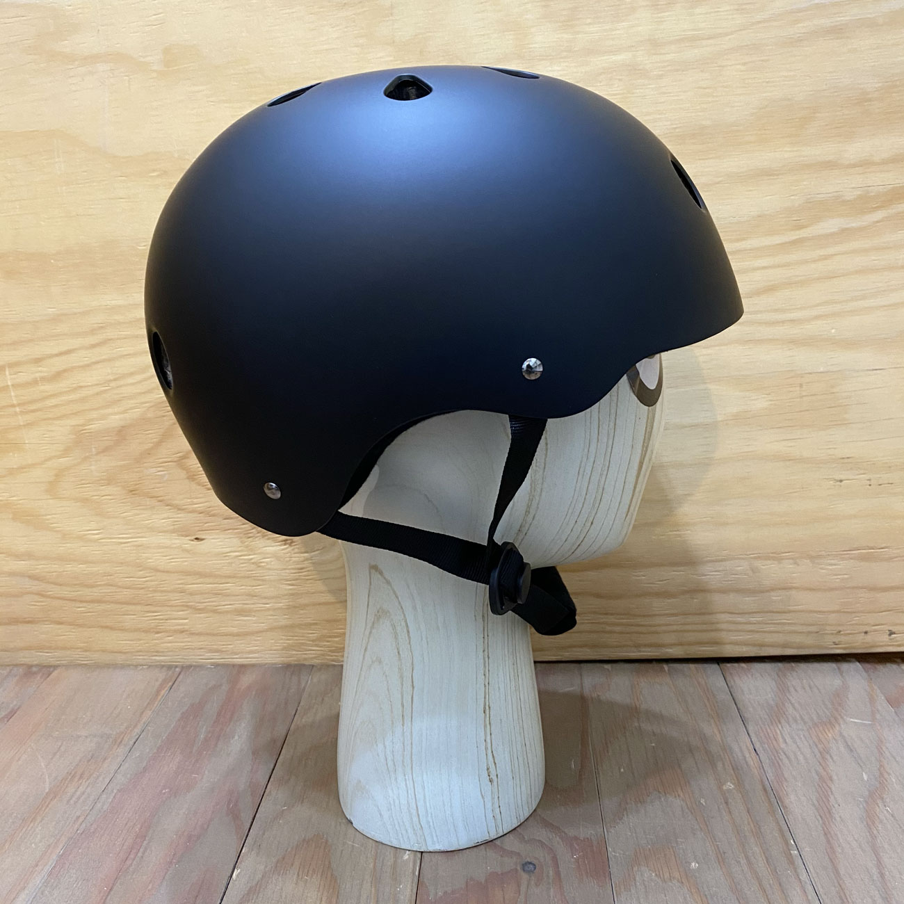 YEPA T-SHELL HELMET MATTE BLACK | 東京のスケートボードショップ