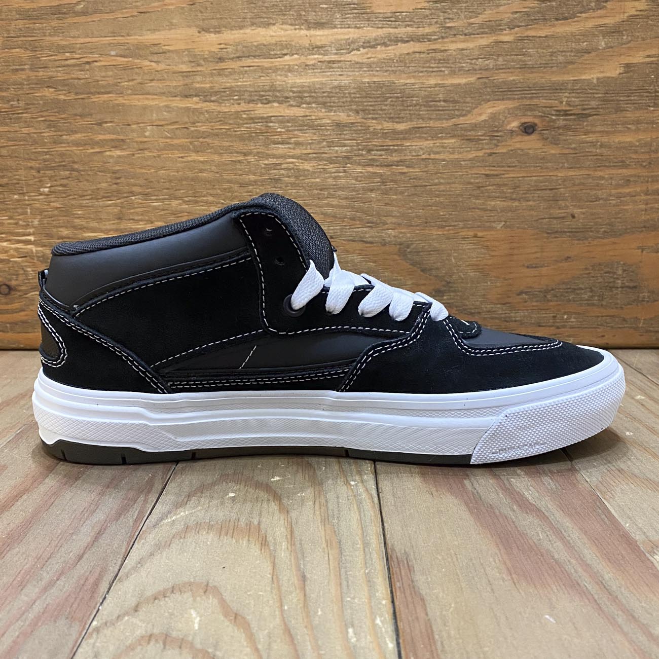 VANS SKATE HALFCAB WAFFLECUP BLACK/WHITE
