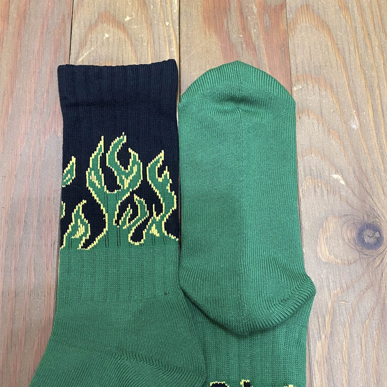 CHING & CO. FIRE BURNING SOX