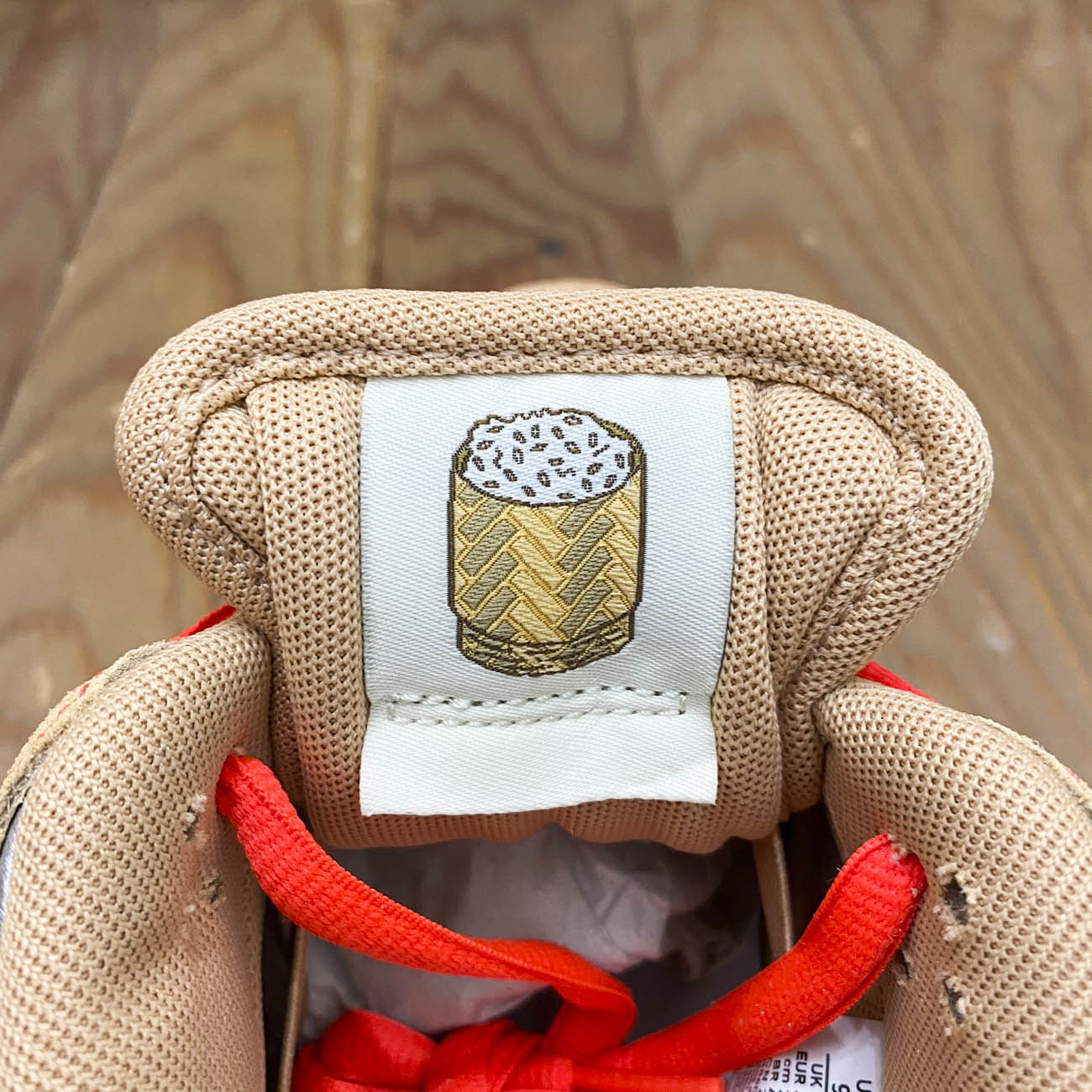 NIKE SB DUNK LOW PRO SONGKRAN