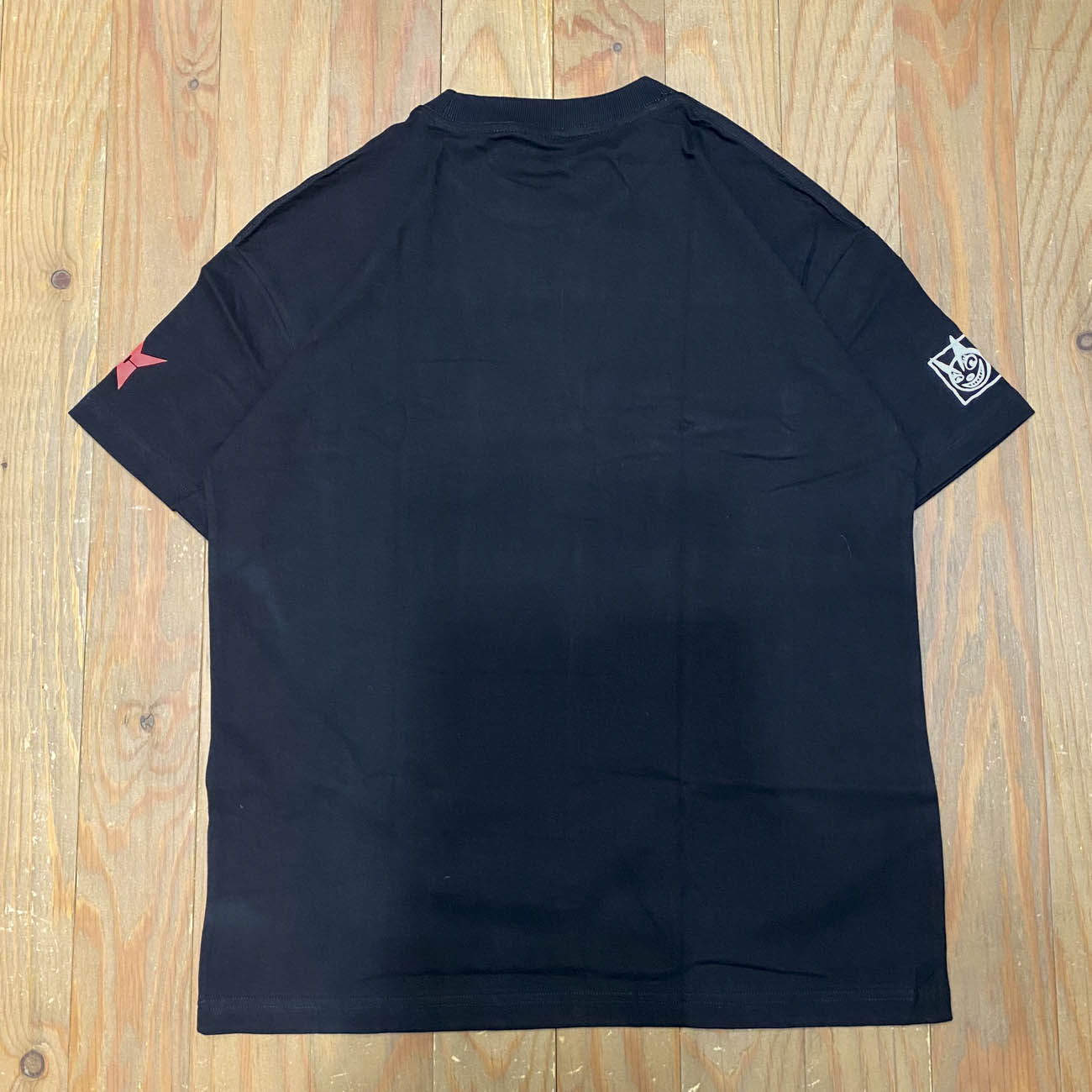 CARPET COMPANY C.C. SUCKS TEE