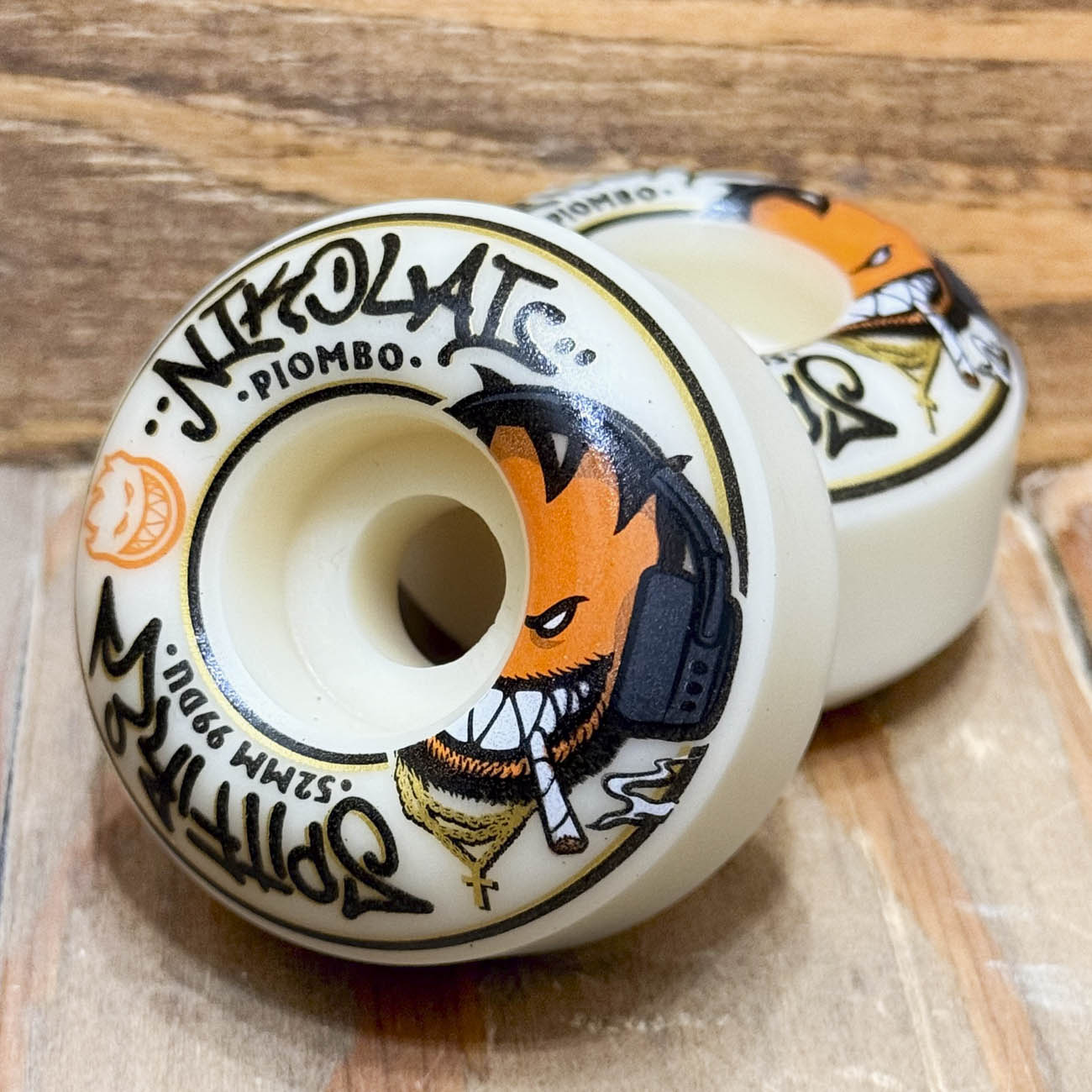 【ノーマル】SPITFIRE F4 CLASSIC NIKOLAI 99A 52mm