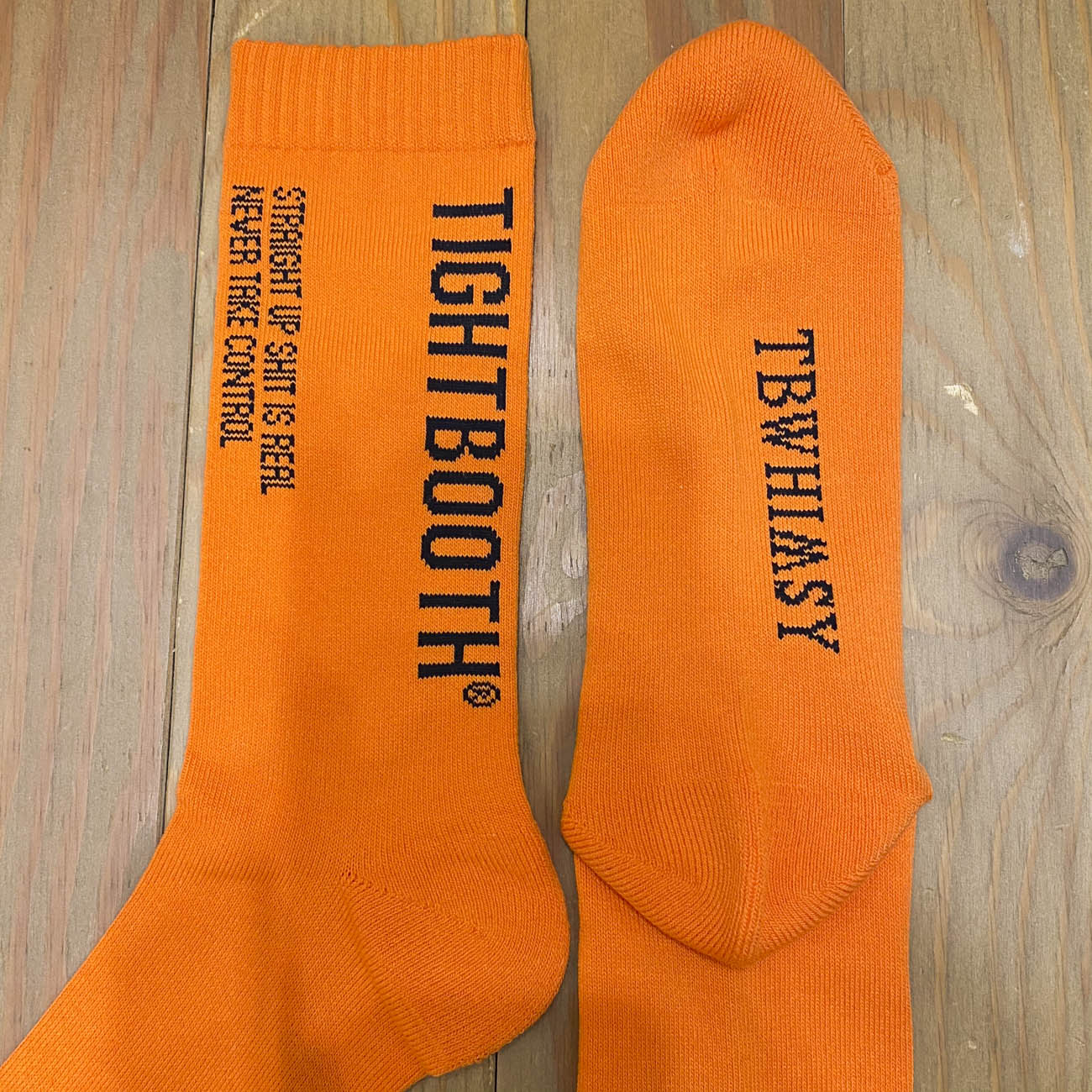 TIGHTBOOTH LABEL LOGO SOCKS